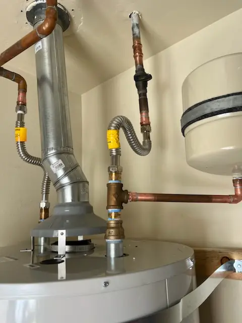 Water heater installation and plumbing repair in Elm Grove